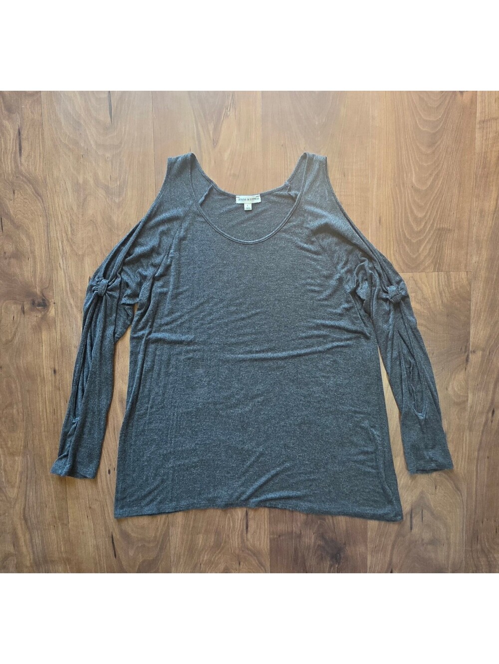 Zenana Outfitters Cold Shoulder LS Top Charcoal Gray L Knit Knot Sleeve466